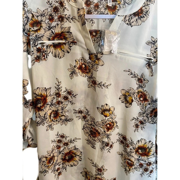 Maurices Women's Small Cream and Orange Fall Floral Blouse- NWT - Picture 3 of 11